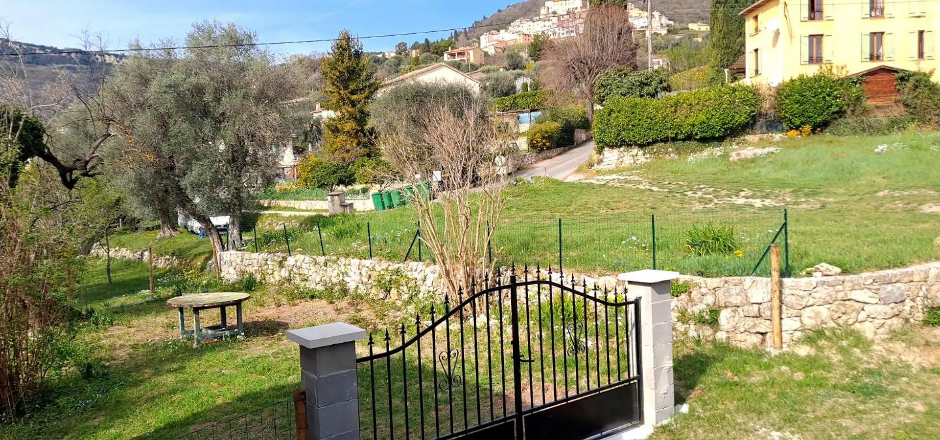 Дом отдыха Locations-06 La Maison Du Paysan Villa Independante Pour 8 Sur La Cote D'Azur Le Bar-sur-Loup