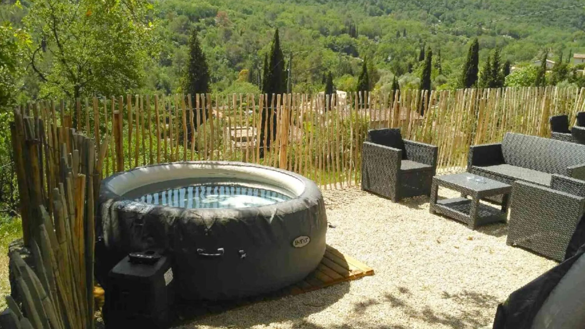 Locations-06 La Maison Du Paysan Villa Independante Pour 8 Sur La Cote D'Azur Le Bar-sur-Loup 0*,  France